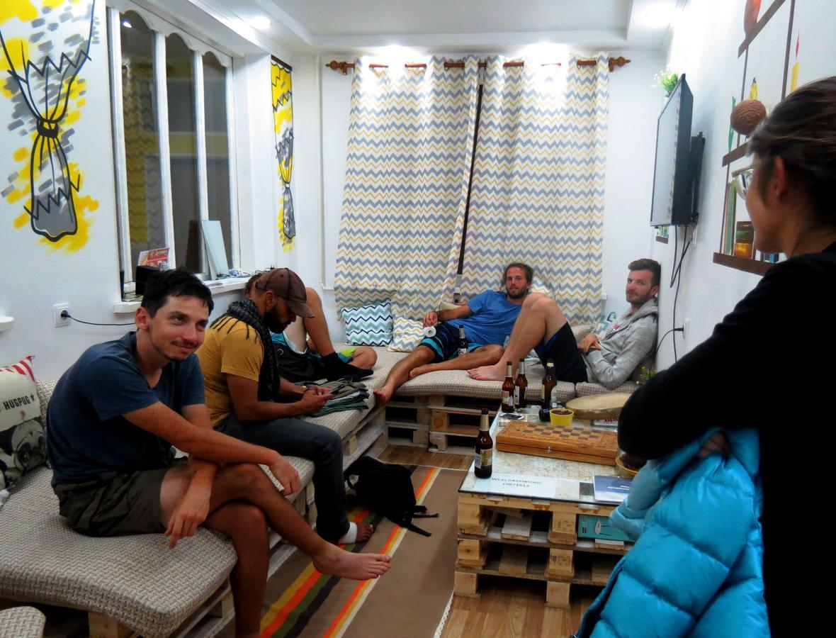 Interhouse Karakol Hostel Eksteriør bilde